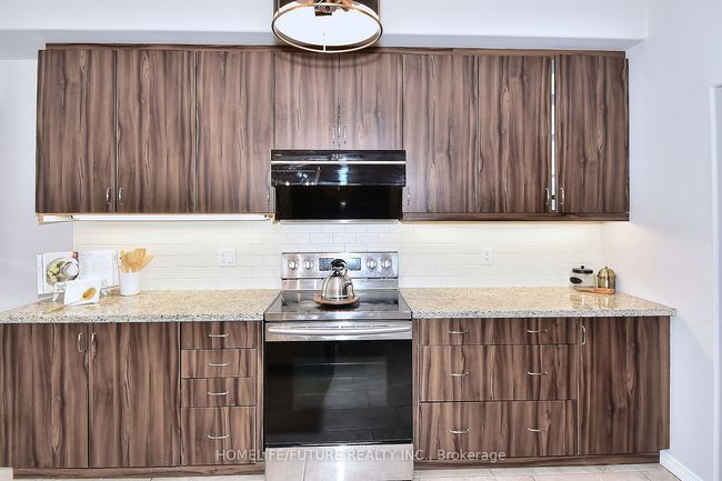 39 Summer Lane, House other with 7 bedrooms, 6 bathrooms and 4 parking in Peterborough ON | Image 14