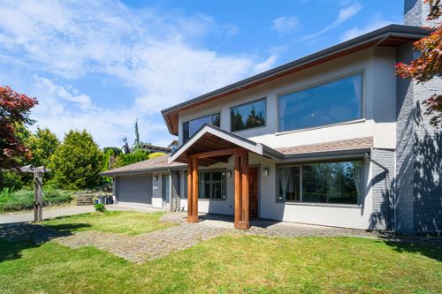 4246 Rockridge Cres, West Vancouver, BC, V7W1B1 | Card Image