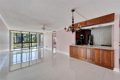 3220 - 14130 Rosemary Lane, Condo with 3 bedrooms, 2 bathrooms and null parking in Largo FL | Image 2