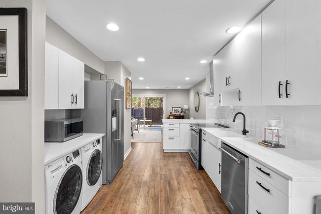 2273 Coppersmith Sq, Townhouse with 3 bedrooms, 3 bathrooms and null parking in RESTON VA | Image 7