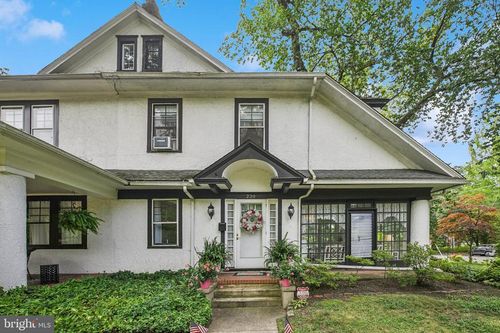 220 Volans St, Merchantville, NJ, 08109-2046 | Card Image