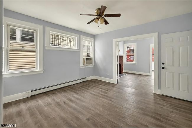 27 Berkeley Pl, Home with 7 bedrooms, 3 bathrooms and null parking in Bloomfield NJ | Image 13