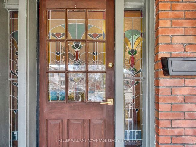 72 Beachview Cres, House other with 2 bedrooms, 1 bathrooms and 1 parking in Toronto ON | Image 4