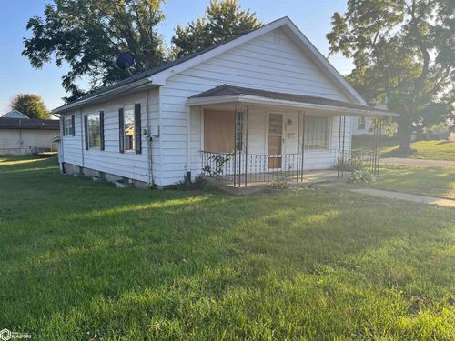 704 4th Ave E, Albia, IA, 52531-2456 | Card Image