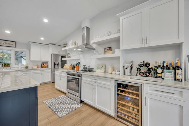 2045 Woody Dr, House other with 5 bedrooms, 3 bathrooms and null parking in WINDERMERE FL | Image 16