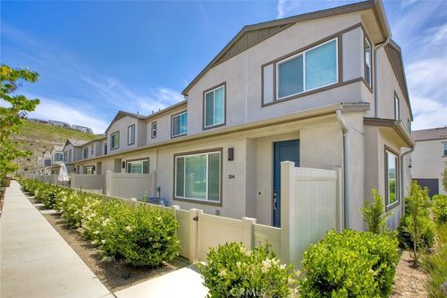 304 Citrine Trl, Fallbrook, CA, 92028-6545 | Card Image