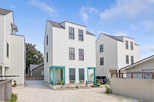 b-3 1/2 Maranda Holmes St, Charleston, SC, 29403-4923 | Card Image