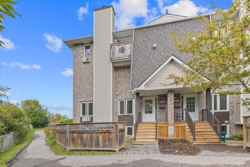 6-7 Timberview Way, Ottawa, ON, K2H9M5 | Card Image
