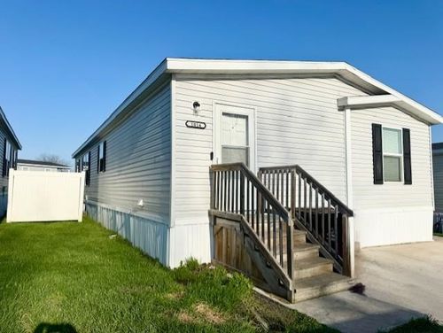 1014 Union Ct, Mount Pleasant, MI, 48858-4550 | Card Image