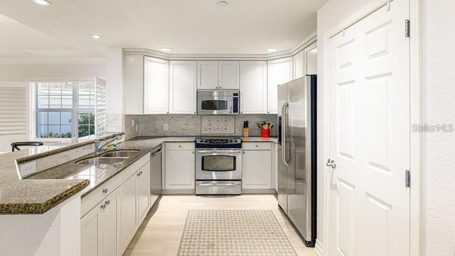 APT-304 - 7650 Whisper Way, Condo with 3 bedrooms, 3 bathrooms and null parking in REUNION FL | Image 5