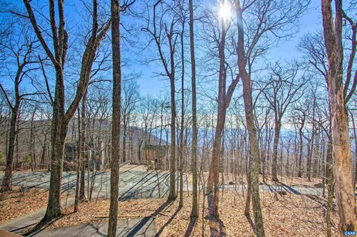 138 Oak Ln, WINTERGREEN RESORT, VA, 22967-8183 | Card Image