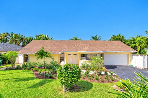 9630 Sw 115th Ave, Miami, FL, 33176-2598 | Card Image