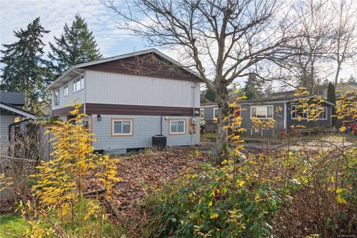 3871 Warren Ave, Royston, BC, V0R2V0 | Card Image