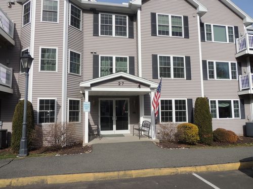 822-28 Green Leaves Dr, Amherst, MA, 01002-3815 | Card Image