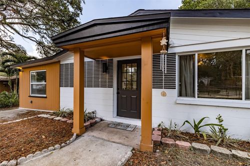 8705 N Highland Ave, TAMPA, FL, 33604-1332 | Card Image