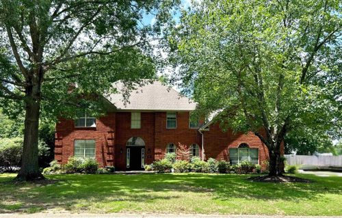 1715 Royal Dr, Conway, AR, 72034-7347 | Card Image