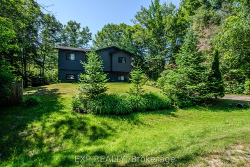39 Becketts Sideroad, Waubaushene, ON, L0K2C0 | Card Image