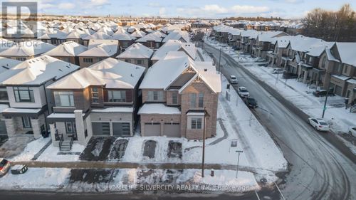 {{alt}} | Card Image