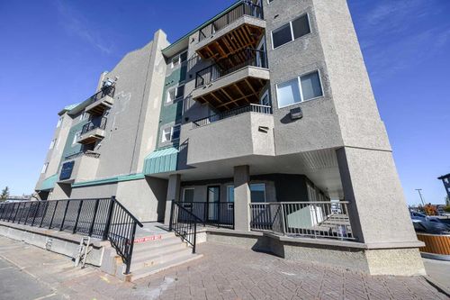 209-9919 99 Ave, Grande Prairie, AB, T8V0R6 | Card Image