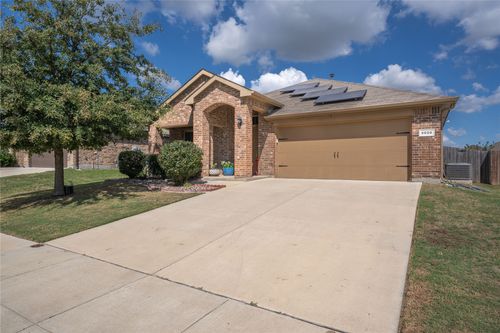 5020 Grayson Ridge Dr, Fort Worth, TX, 76179-7139 | Card Image