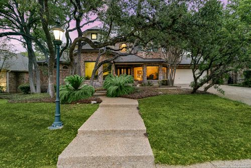 8 Rogers Wood, San Antonio, TX, 78248-1620 | Card Image
