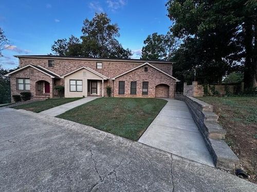 3507 Lakeside Ct, Somerset, KY, 42503-9569 | Card Image