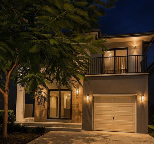 242 Nw 11th Ct, Florida City, FL, 33034-3417 | Card Image