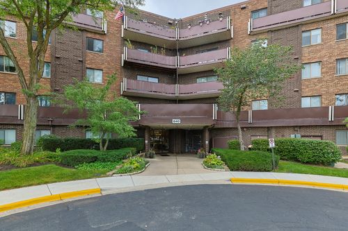 501-840 Wellington Ave, Elk Grove Village, IL, 60007-3348 | Card Image