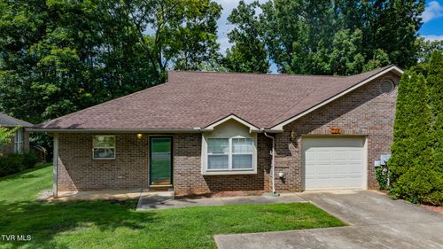 115-115 Park Pl, Greeneville, TN, 37743-5431 | Card Image