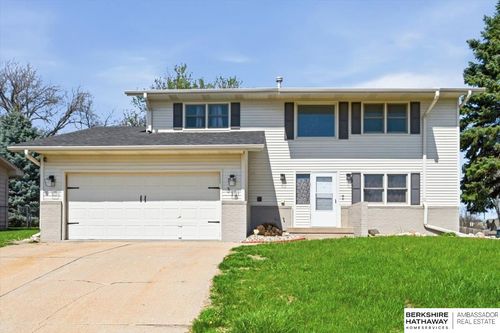 318 Fairview Drive, Glenwood, IA, 51534 | Card Image