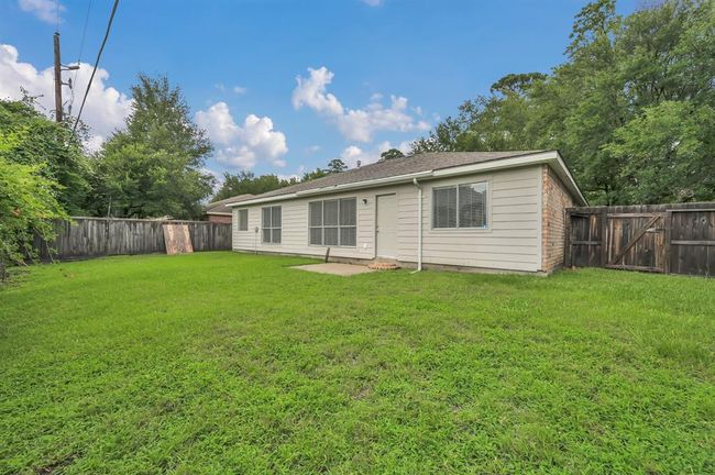 Back yard. | Image 40