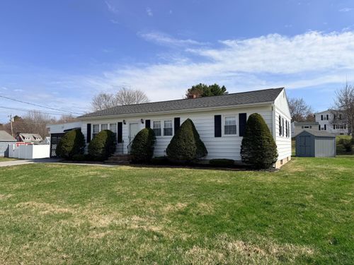 12 Dee Street, Auburn, ME, 04210 | Card Image