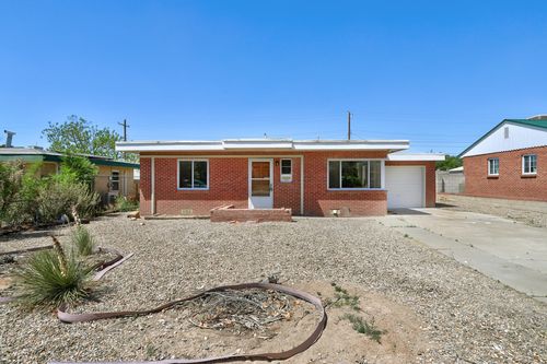 907 Manzano Street Ne, Albuquerque, NM, 87110 | Card Image