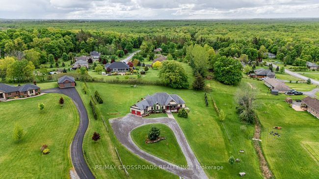 89 Gentlebreeze Dr, House other with 4 bedrooms, 4 bathrooms and 16 parking in Plainfield ON | Image 4