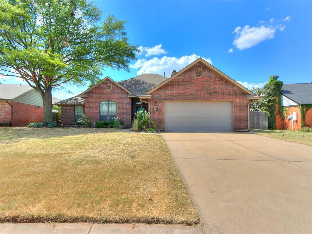 Albany Dr, Edmond, OK 73003