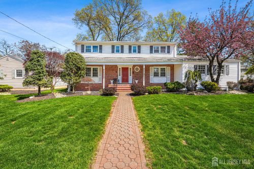 2 Paula St, Edison, NJ, 08820-3709 | Card Image