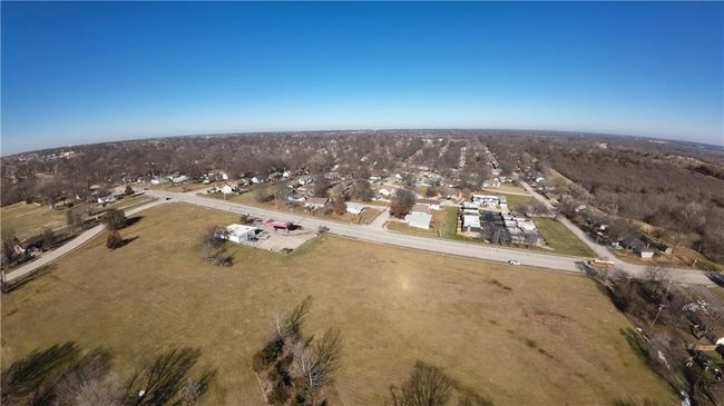 7905 High Grove Rd, Home with 0 bedrooms, 0 bathrooms and null parking in Grandview MO | Image 4
