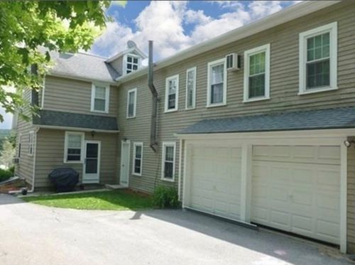 rear-137 Main St, Upton, MA, 01568-1615 | Card Image