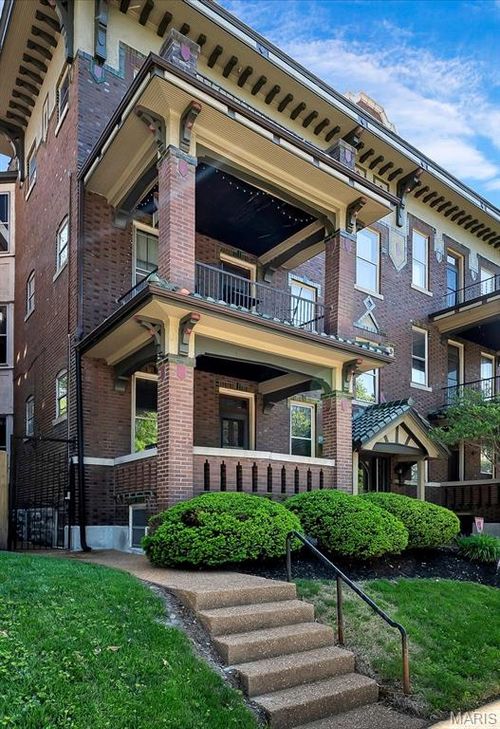 2w-3548 Victor St, Saint Louis, MO, 63104-1760 | Card Image