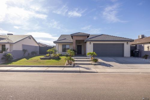 3993 E Jett St, San Luis, AZ, 85336-0451 | Card Image