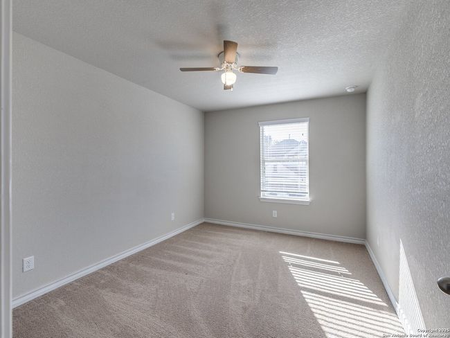 5726 Chestnut Xing, House other with 4 bedrooms, 3 bathrooms and null parking in San Antonio TX | Image 21