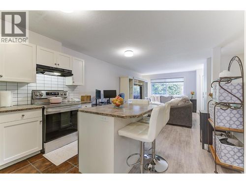 113-1390 Dilworth Cres, Kelowna, BC, V1Y4M5 | Card Image
