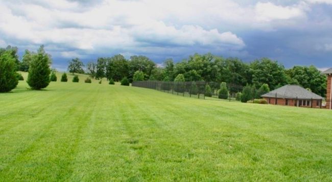 122 Fairway Acres Dr, Home with 7 bedrooms, 5 bathrooms and 3 parking in Dunmor KY | Image 13