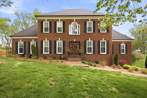 1033 Beech Grove Rd, Brentwood, TN, 37027-8917 | Card Image