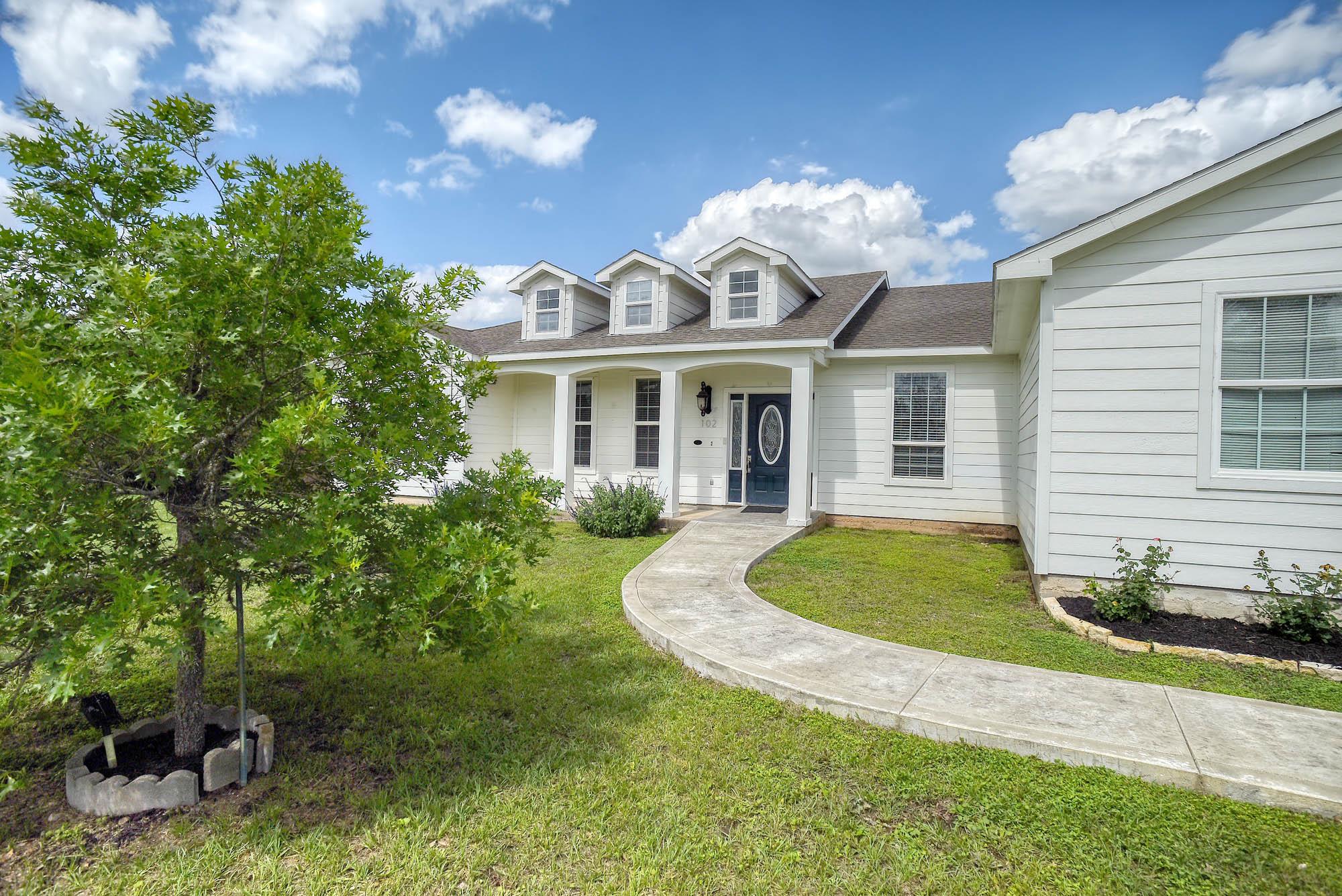 Residential in Cedar Creek 3