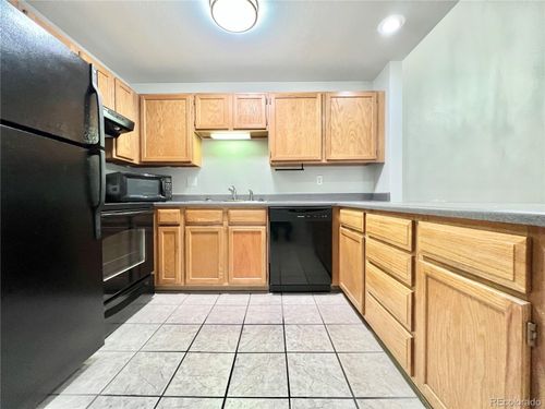 apt-302-2280 S Oswego Way, Aurora, CO, 80014-1178 | Card Image