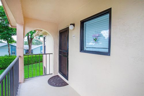1009-9431 Boca Cove Cir, Boca Raton, FL, 33428-7771 | Card Image