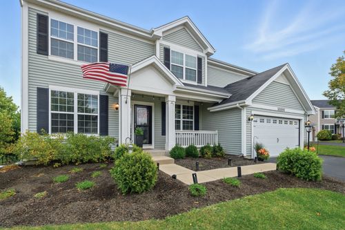 10000 Berkshire Ln, Huntley, IL, 60142-2412 | Card Image