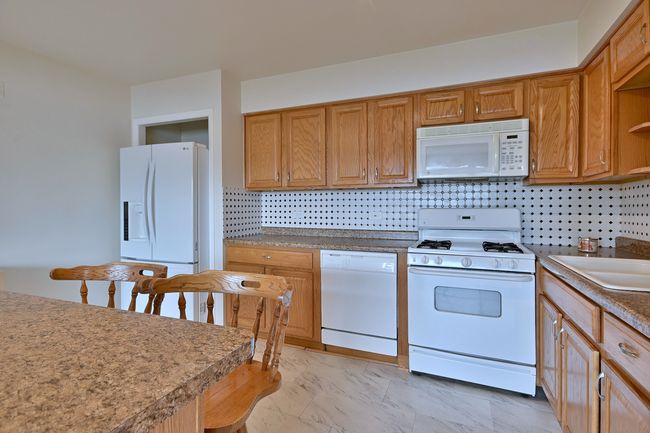 APT-10 - 7321 W Fullerton Ave, Condo with 2 bedrooms, 1 bathrooms and 1 parking in Elmwood Park IL | Image 12