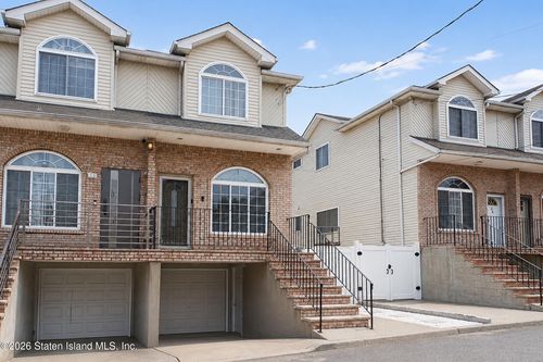 67 Post Lane, Staten Island, NY, 10303 | Card Image